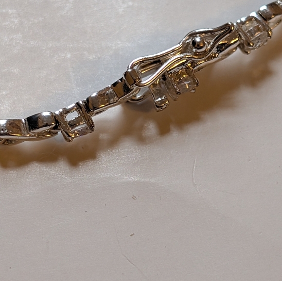 Elegant Sterling Silver 925 Swirl Link Tennis Bracelet Double Safety Clasp - Picture 3 of 9